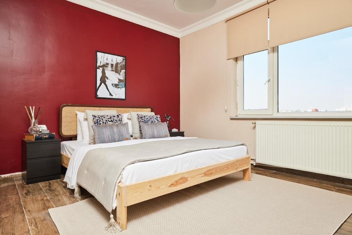 Daire Stunning 3br 3bathroom 3ac Near Metro D6 İstanbul